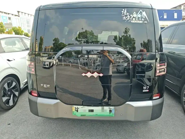 BYD FangChengBao Titanium 7 — Фото автомобиля 5