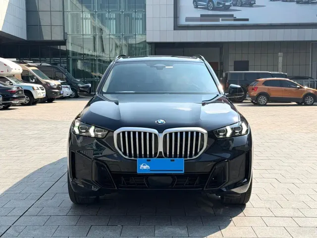 BMW X5 — Фото автомобиля 2