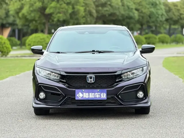 Honda Civic 2021 HATCHBACK 220TURBO Manual Driving Fun Controller — Фото автомобиля 2