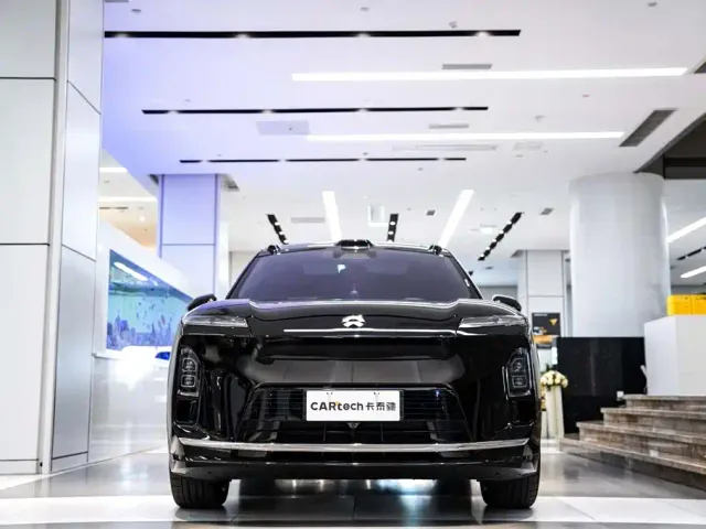 Nio ES8 — Фото автомобиля 4