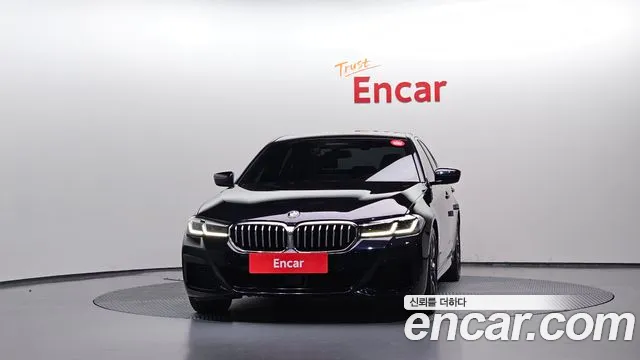 BMW 5 Series G30 — Фото автомобиля 3
