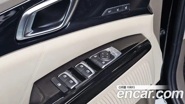 Kia Carnival 4th Gen — Фото автомобиля 19