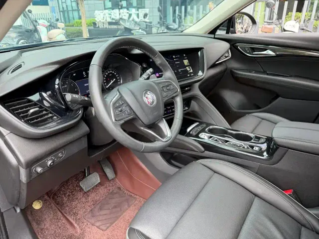 Buick Envision Plus — Фото автомобиля 7