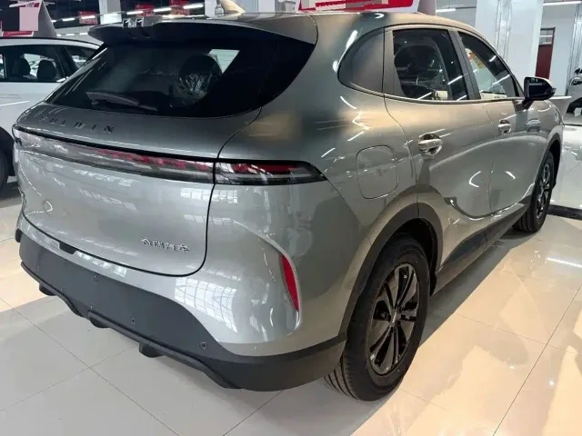 Chery Fengyun T7 — Фото автомобиля 2