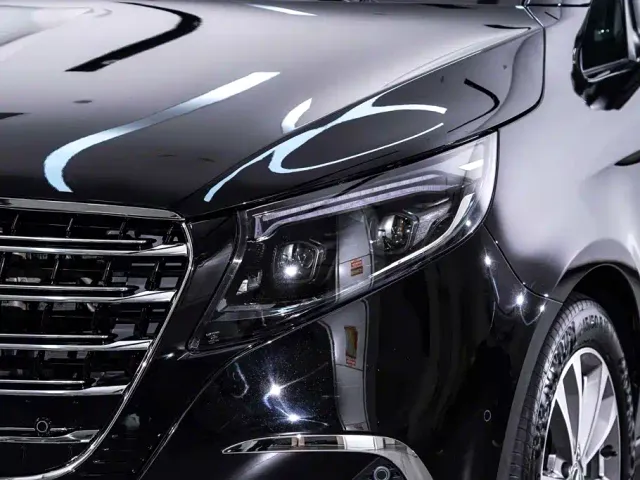 Mercedes-Benz V-Class — Фото автомобиля 10