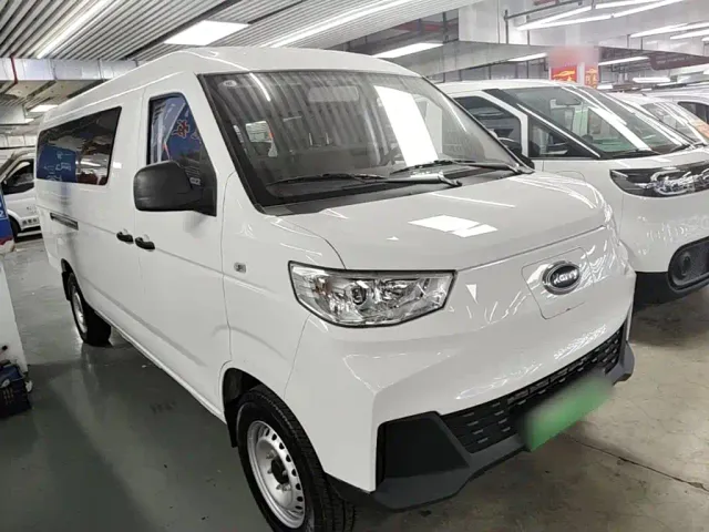 Karry Jiangtun E7 — Фото автомобиля 3