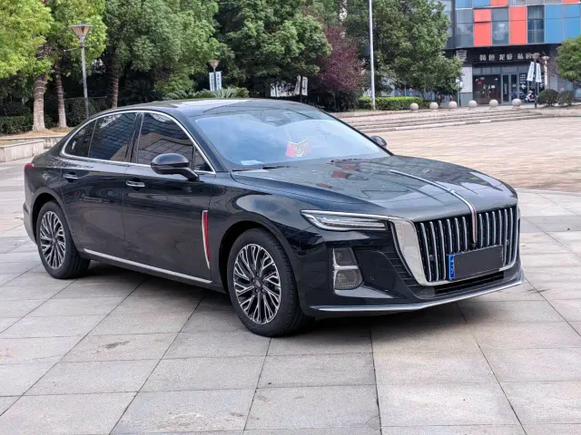 Hongqi H5 — Фото автомобиля 3