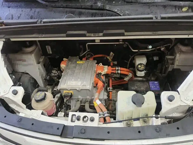 Maxus EV30 — Фото автомобиля 3