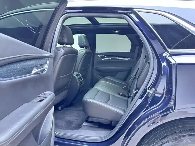 Cadillac XT5 — Фото автомобиля 16