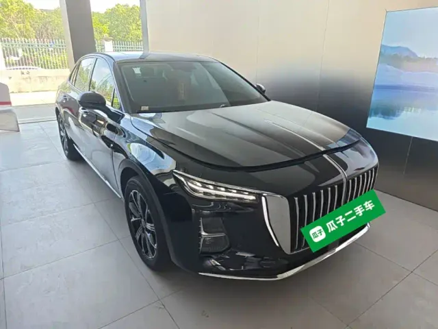 Hongqi H5 PHEV — Фото автомобиля 3