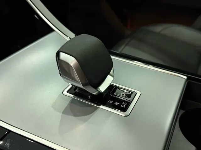 Land Rover Range Rover Velar — Фото автомобиля 9