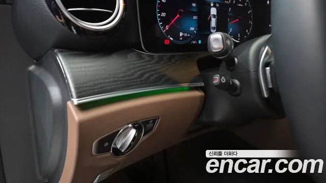 Mercedes-Benz E-Class W213 — Фото автомобиля 19