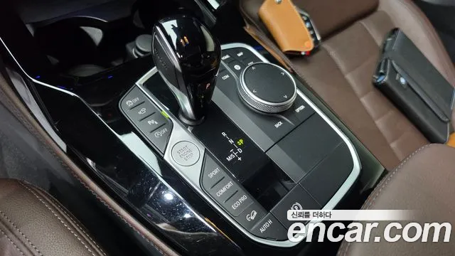 BMW X4 xDrive20i M Sport — Фото автомобиля 9