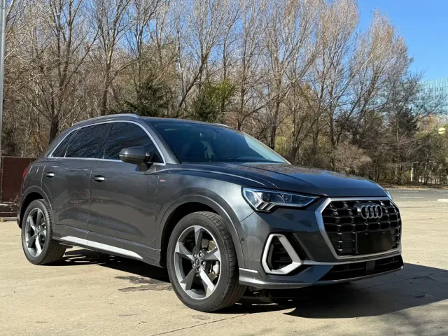 Audi Q3 — Фото автомобиля 3