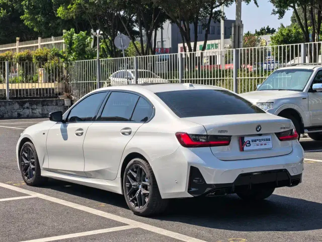 BMW 3 Series — Фото автомобиля 7