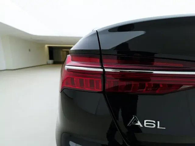 Audi A6L — Фото автомобиля 10