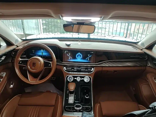 Hongqi H9 — Фото автомобиля 9