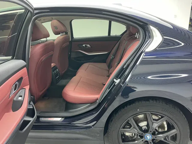BMW i3 — Фото автомобиля 17