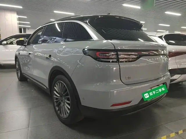 Leapmotor C11 — Фото автомобиля 4