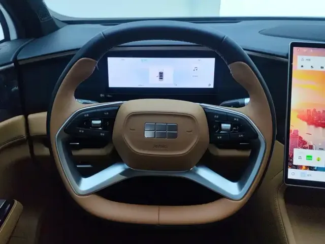 Geely Galaxy L7 — Фото автомобиля 15