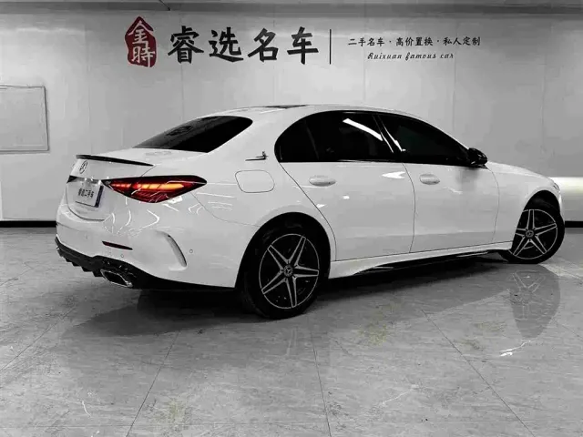 Mercedes-Benz C-Class — Фото автомобиля 4