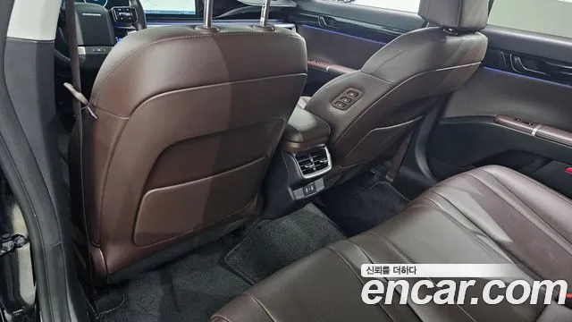 Hyundai Grandeur GN7 — Фото автомобиля 28