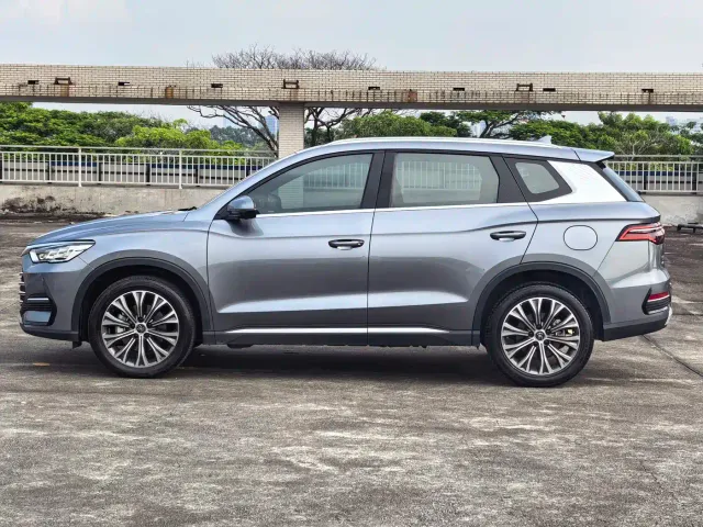 BYD Song Pro — Фото автомобиля 3