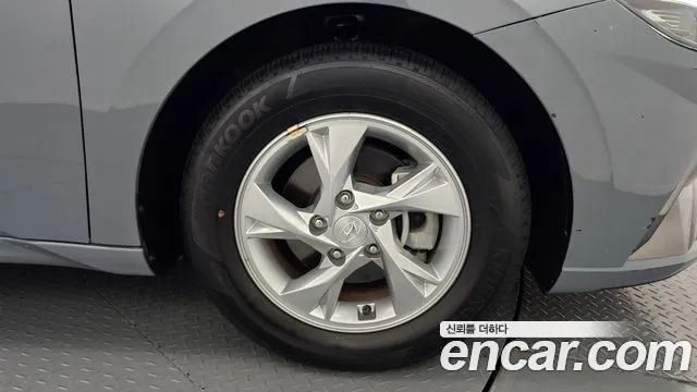 Hyundai AVANTE Avante (CN7) — Фото автомобиля 20
