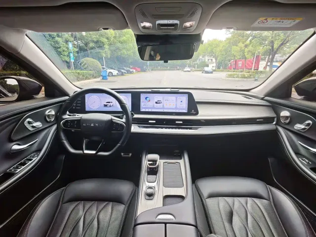 Chery Arrizo 8 — Фото автомобиля 9