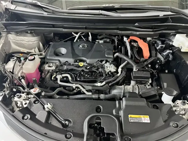 Toyota Sienna — Фото автомобиля 23