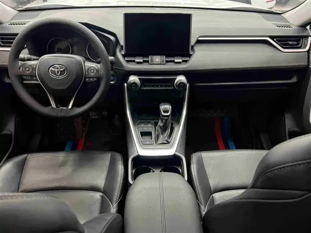 Toyota Wildlander — Фото автомобиля 7