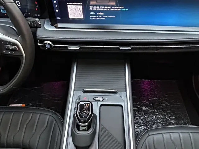 Ford Edge — Фото автомобиля 15