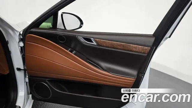 Genesis G80 Бензин 2.5 турбо AWD — Фото автомобиля 24