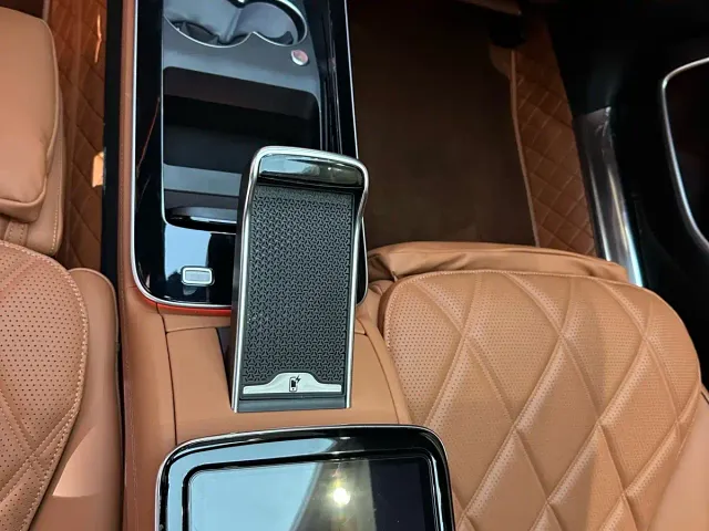 Mercedes-Benz Maybach S-Class — Фото автомобиля 22