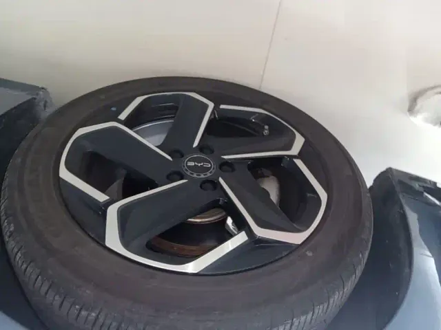 BYD Seal 06 — Фото автомобиля 22