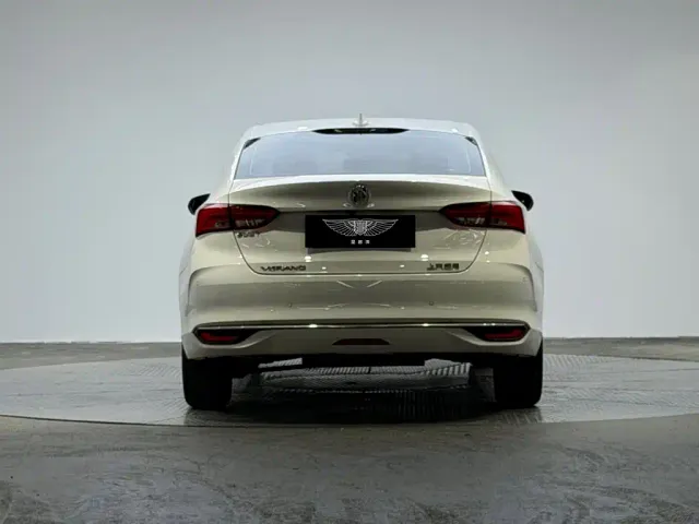 Buick Verano — Фото автомобиля 3