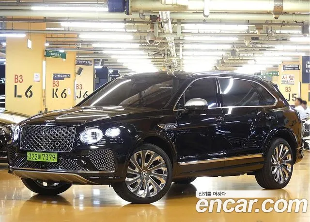 Фотография автомобиля — Bentley Bentayga