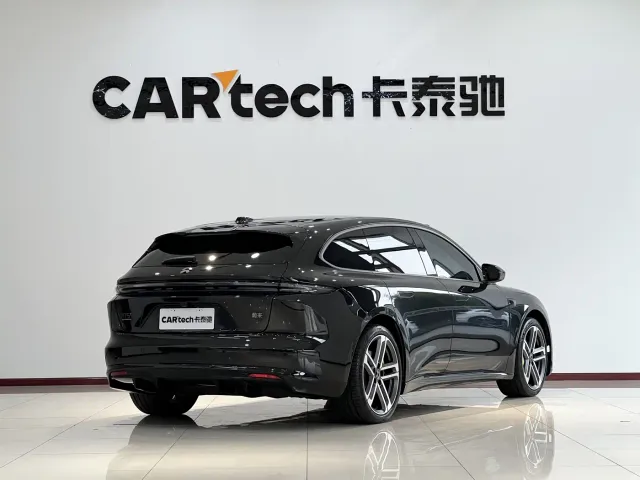 Nio ET5 Touring — Фото автомобиля 15