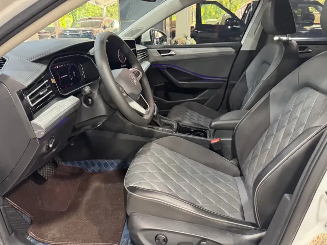 Volkswagen Sagitar — Фото автомобиля 7
