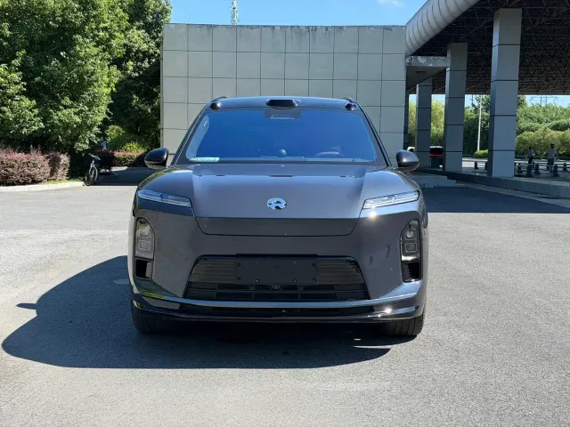 Nio ES8 — Фото автомобиля 2