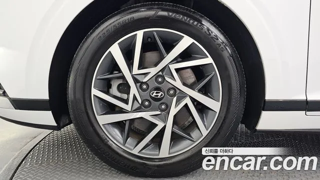 Hyundai Grandeur GN7 — Фото автомобиля 5