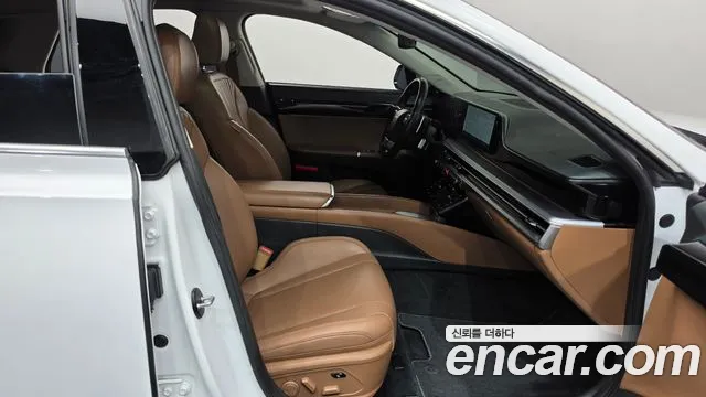 Hyundai Grandeur GN7 — Фото автомобиля 16