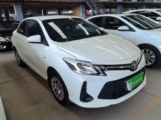 Toyota Vios — Фото автомобиля 3