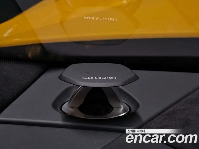 Lamborghini Urus — Фото автомобиля 12