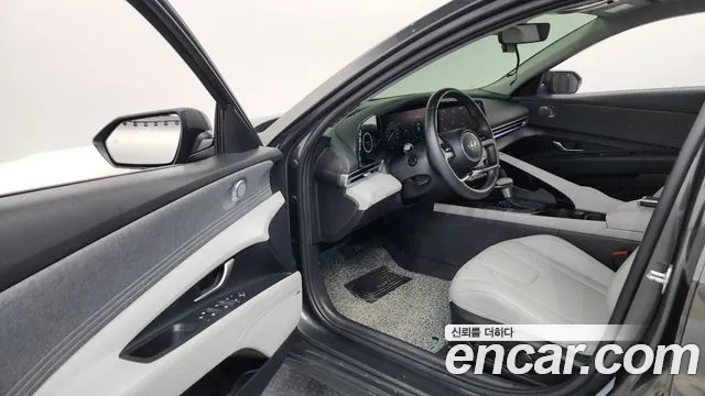 Hyundai AVANTE Avante (CN7) — Фото автомобиля 8
