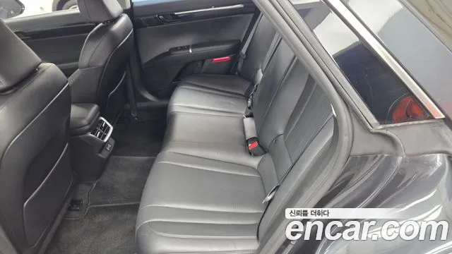 Hyundai Grandeur GN7 — Фото автомобиля 26