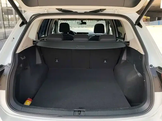 Volkswagen Tiguan L — Фото автомобиля 18