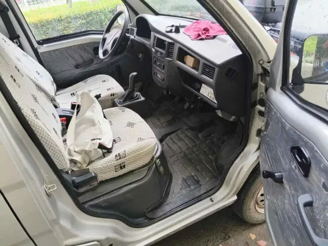 Wuling Motors Wuling Zhiguang 2020 1.2L Utility China VI LSI — Фото автомобиля 13