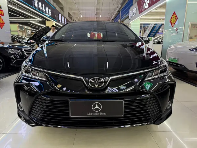 Toyota Corolla — Фото автомобиля 2