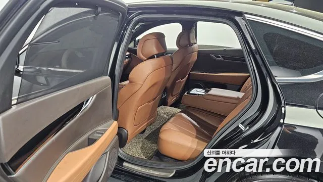 Genesis G80 Бензин 2.5 турбо AWD — Фото автомобиля 11